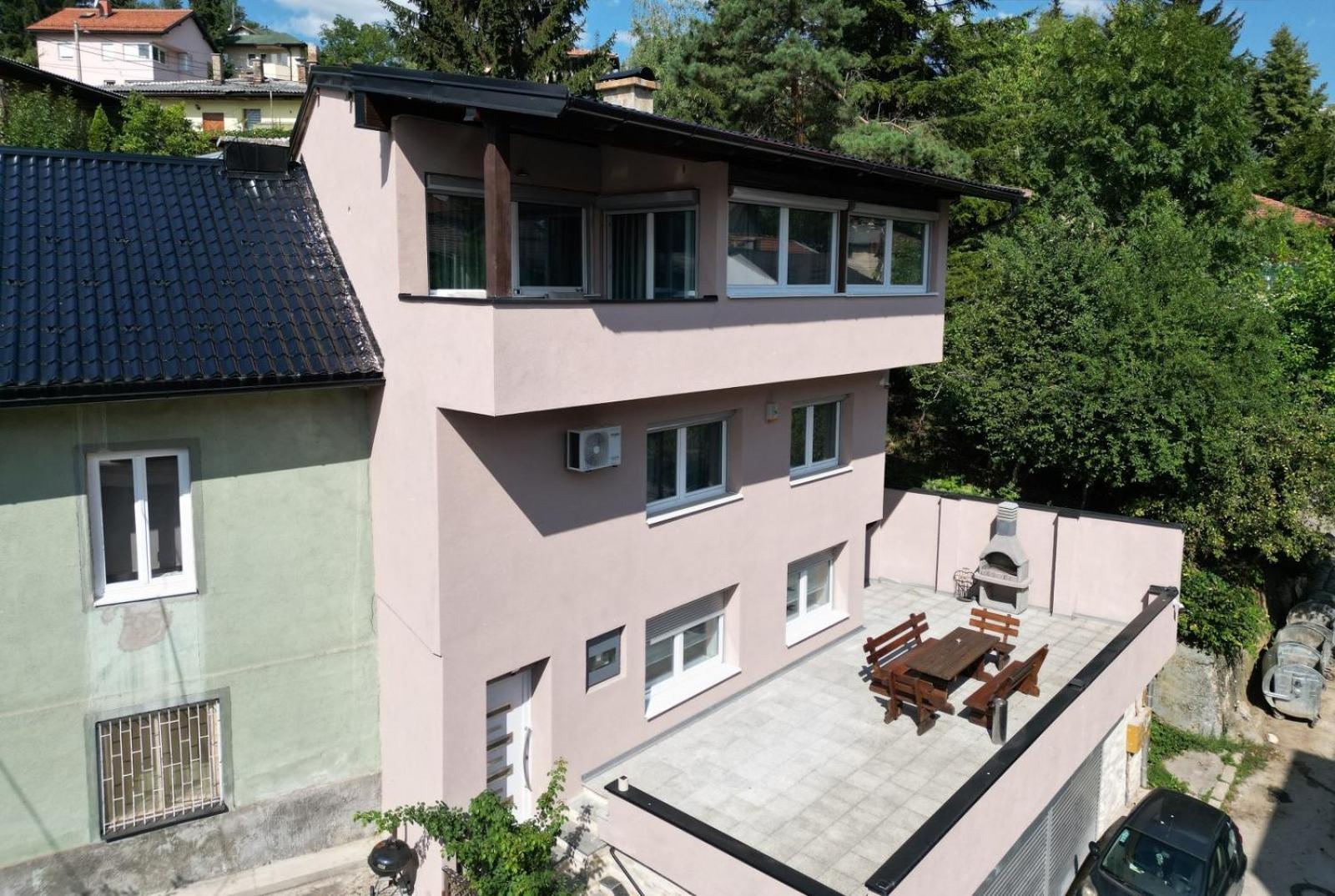 Villa Tara - Sarajevo Center מראה חיצוני תמונה